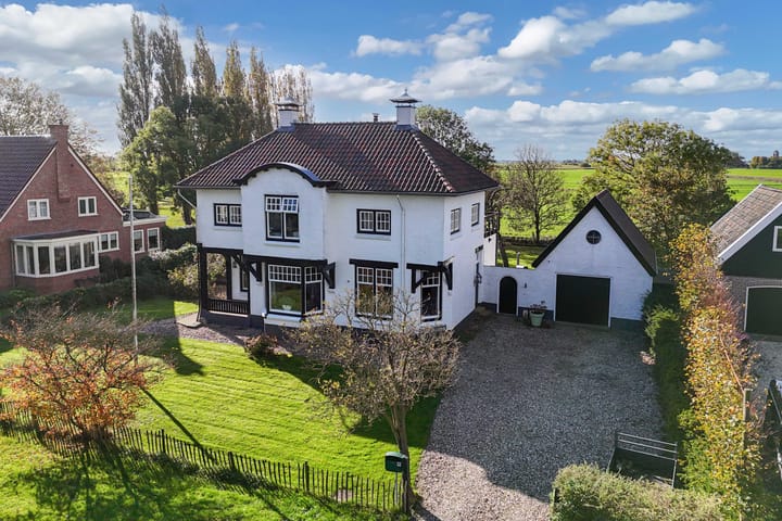 Seerp van Galemawei 33 in Mantgum