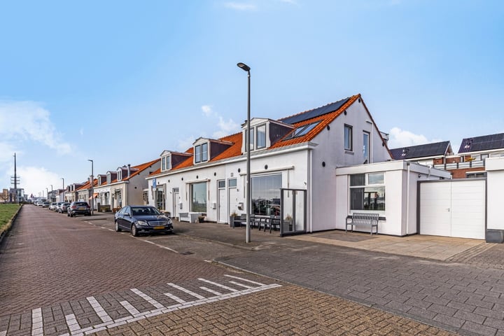 Seinpad 25 in Hoek van Holland foto