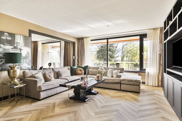 Foto van woning Seringenplantsoen 235, Ridderkerk
