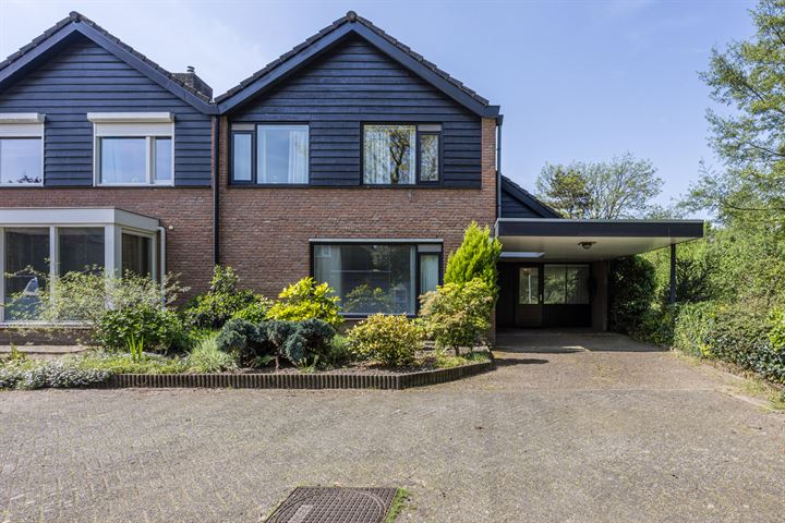 Sieberg 944 in Uden foto
