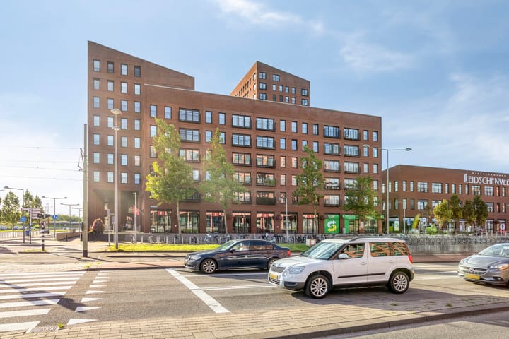 Simon Carmiggelthof 46 in 's-Gravenhage foto