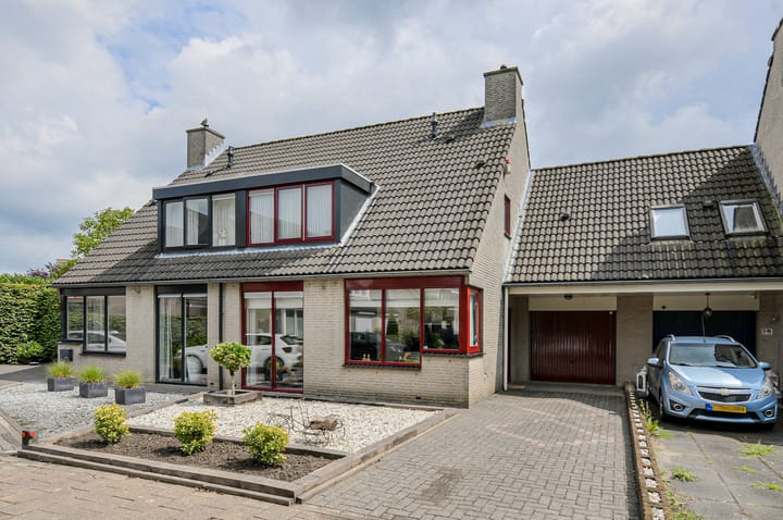 Foto van woning Simon Vestdijkstraat 10, Raamsdonksveer