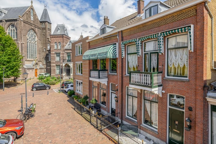 Singel 100 in Schiedam foto