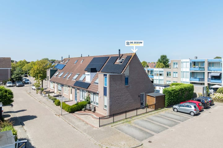 Singravenstraat 9 in Hellevoetsluis foto