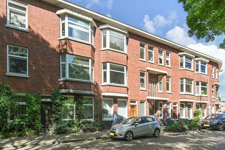 Sinjeur Semeynsweg 101 in 's-Gravenhage foto