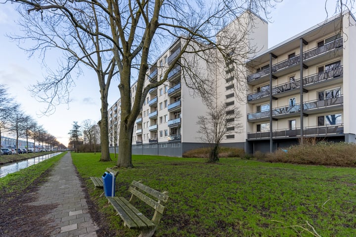 Sinnigvelderstraat 311 in Weesp foto