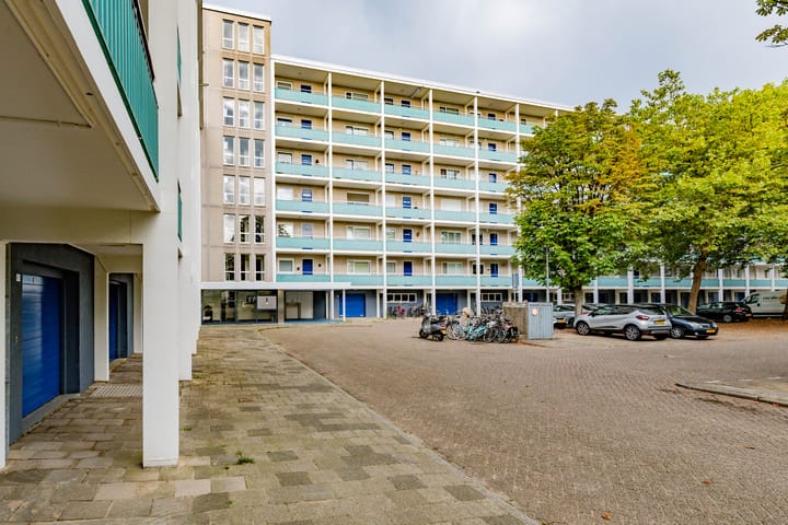 Sinnigvelderstraat 423 in Weesp