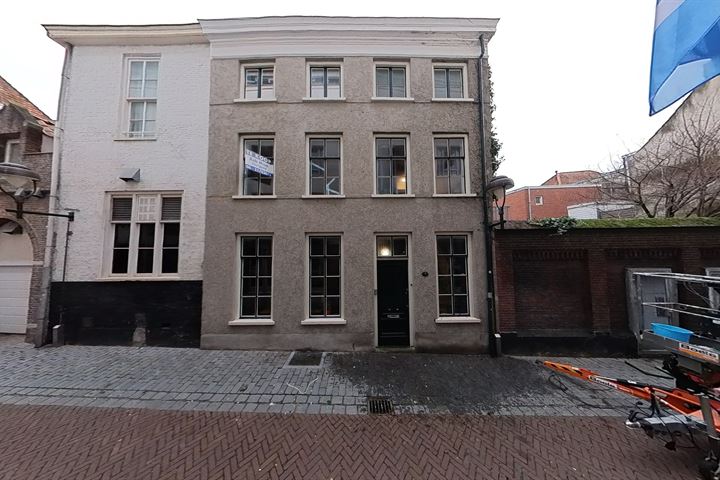 Sint-Annastraat 5 in Bergen op Zoom foto