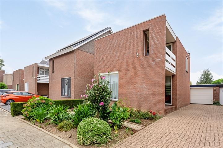 Sint Catharinaplantsoen 16 in Grevenbicht foto