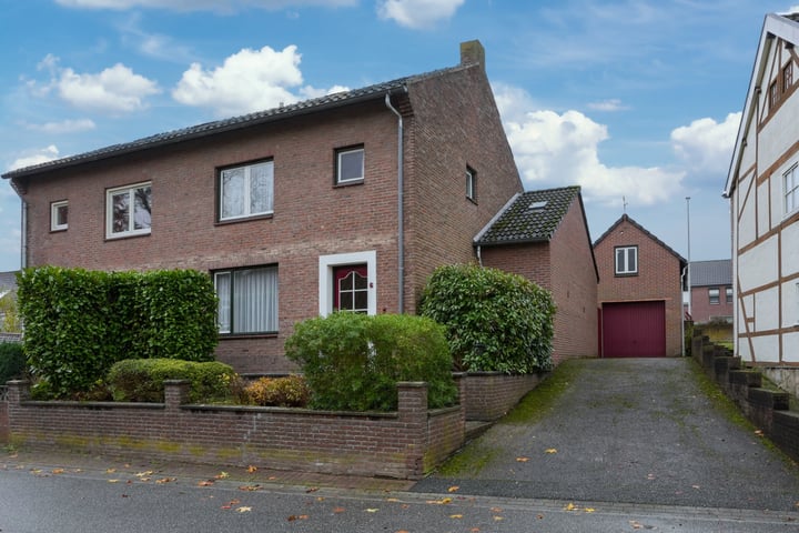 Sint Dyonisiusweg 6 in Wittem foto