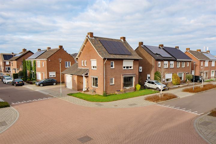 Sint Gertrudisstraat 21 in Maasbracht foto