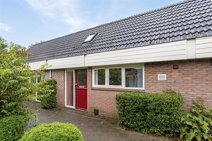 Sint Hubertus 195 in Ede foto