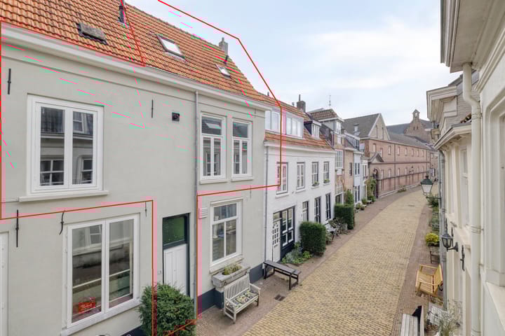 Sint Jacobstraat 4 in 's-Hertogenbosch foto