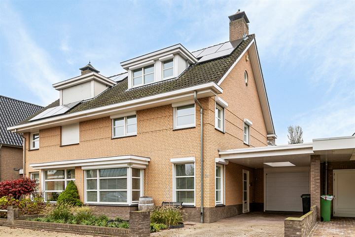 Sint Jansbloem 11 in Gemert foto