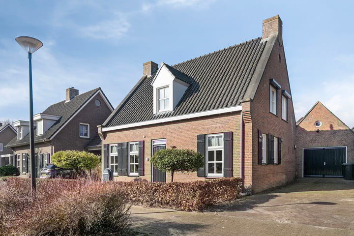 Sint Jansbloem 2 in Gemert foto
