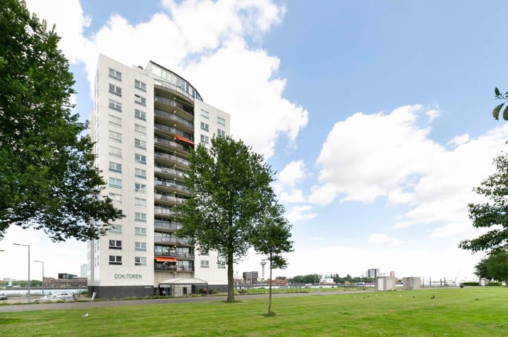 Sint-Janshaven 525 in Rotterdam foto