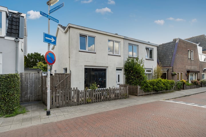 Sint Janslaan 17 in Bussum foto