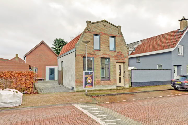 Sint Janstraat 88 in Sprundel foto