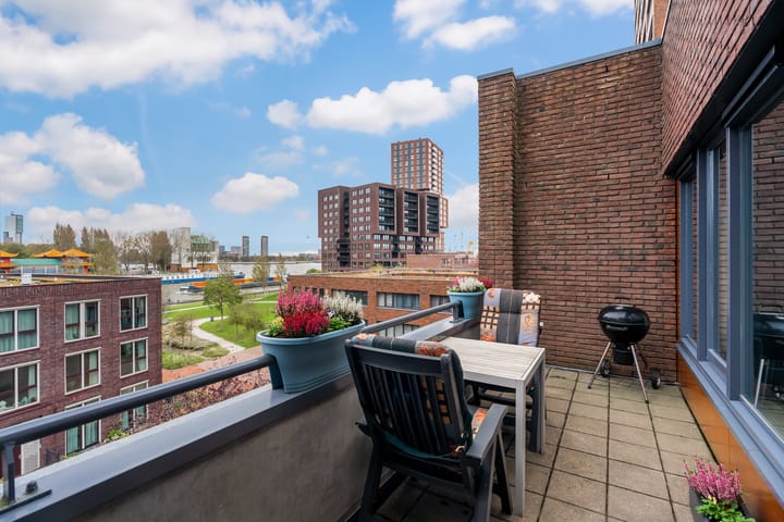 Sint-Jobskade 560 in Rotterdam foto