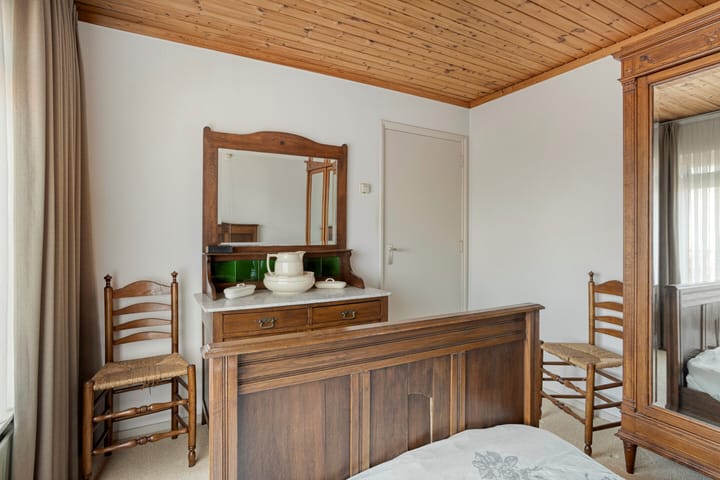 Sint Lambertusstraat 13 in Budel-Schoot