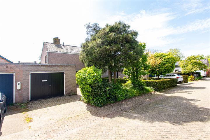 Sint Lambertusstraat 4 in 's-Hertogenbosch foto