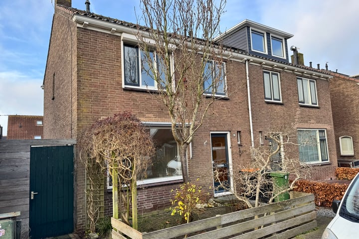 Sint Martinusstraat 56 in Bovenkarspel foto