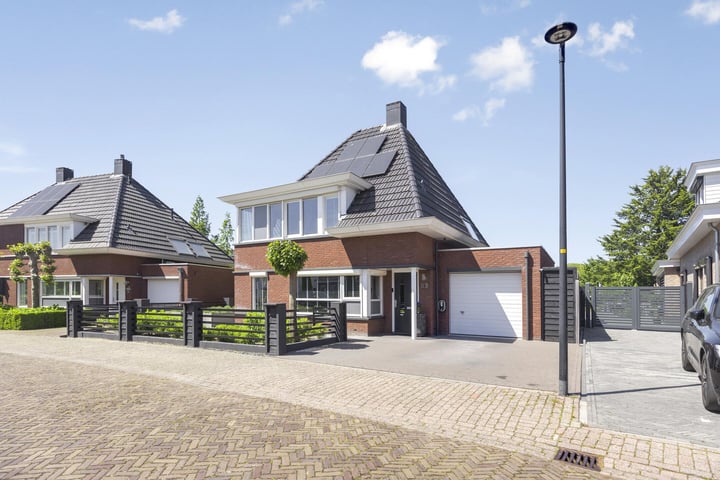 Sint Nicolaasdijk 83 in Kampen foto