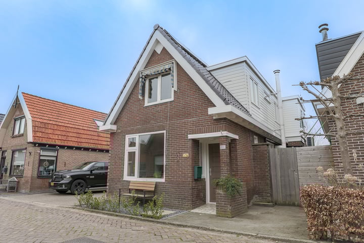 Sint Nicolaasstraat 21 in Lutjebroek foto