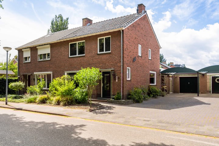 Sint Odastraat 15 in Weert