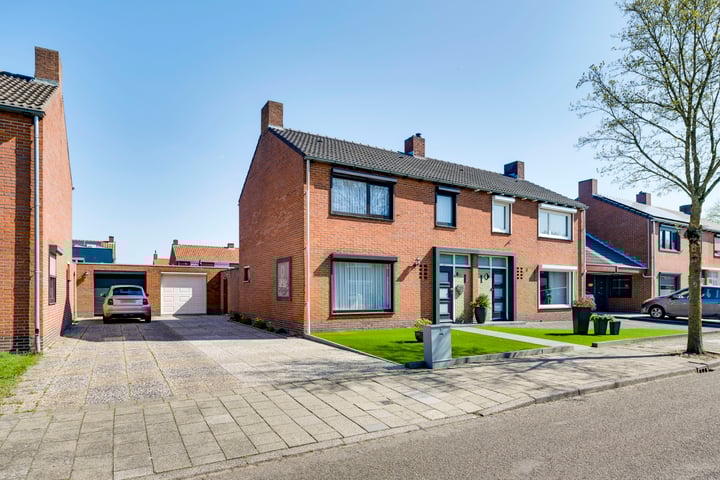 Sint Odastraat 8 in Weert
