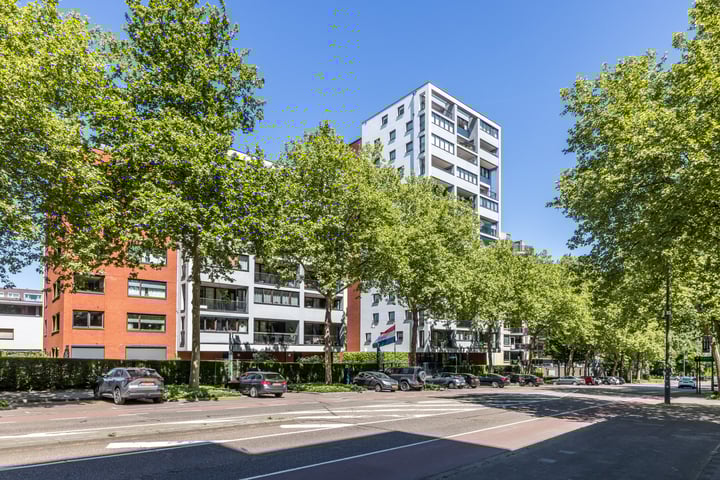 Sint Pietershof 28 in Heerlen foto