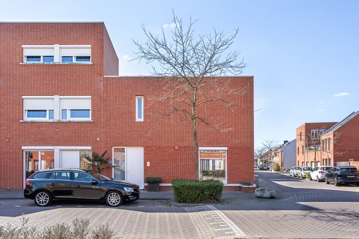 Sint Pieterspark 156 in Tilburg foto