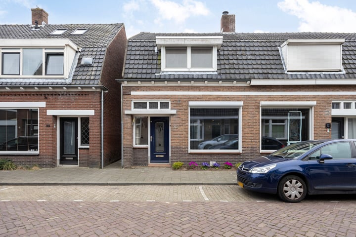 Sint Vincentiusstraat 85 in Oosterhout foto