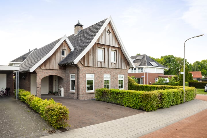 Sinterstraat 17 in Heeten foto