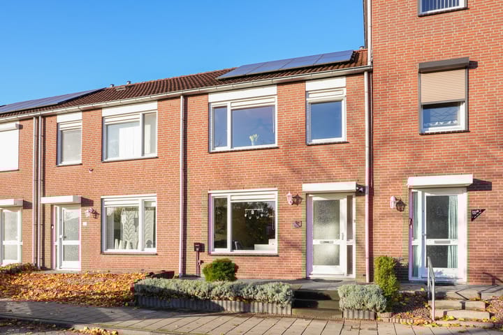 Sittarderweg 137A in Heerlen foto