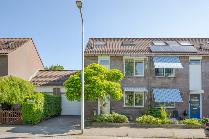 Sixlaan 51 in Voorschoten