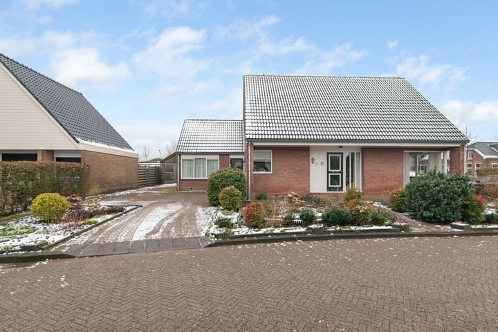 Sjouke van der Kooistrjitte 43 in Wirdum foto