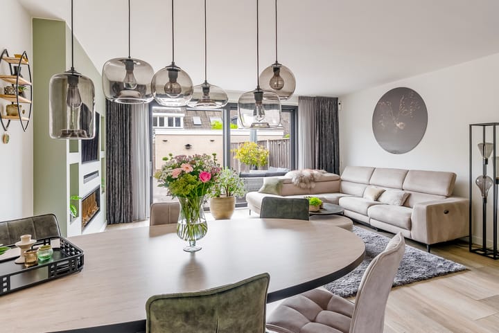 Slagbaai 12 in Almere foto