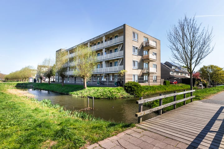 Sleper 26 in Woerden foto
