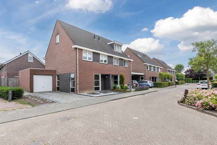 Slijkhoef 23 in Biezenmortel