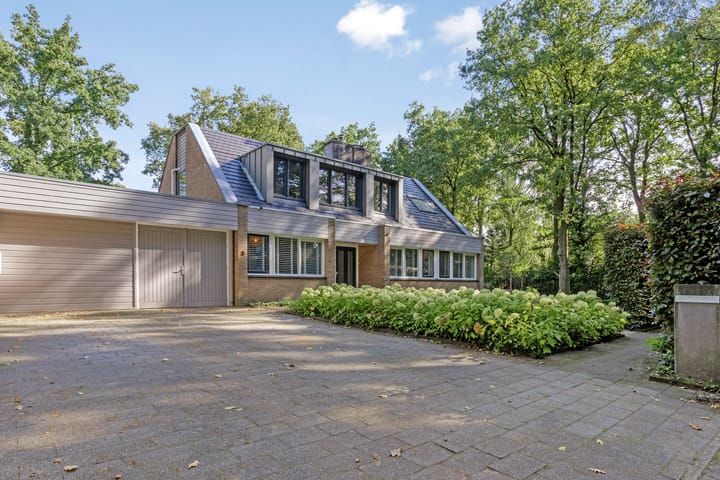 Slingerlaan 3 in Otterlo
