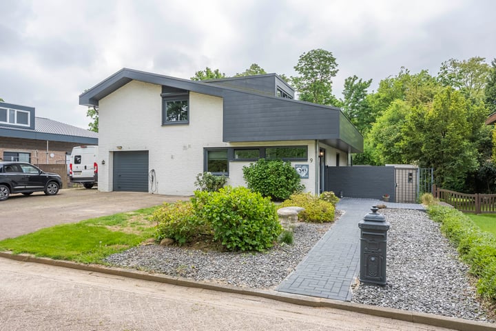 Slot Blyenbeeklaan 9 in Hoensbroek foto