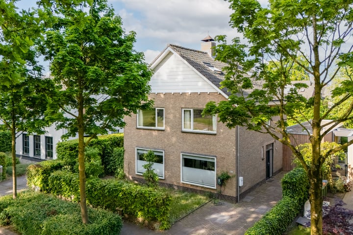 Slotlaan 56 in Ulvenhout foto