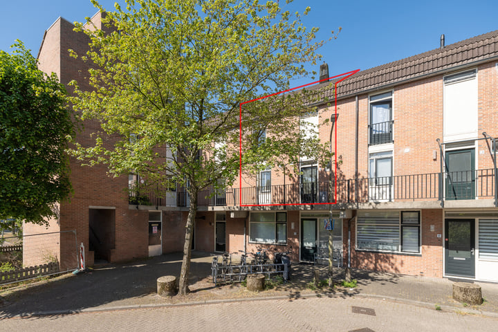 Slotplaats 16 in Huizen foto
