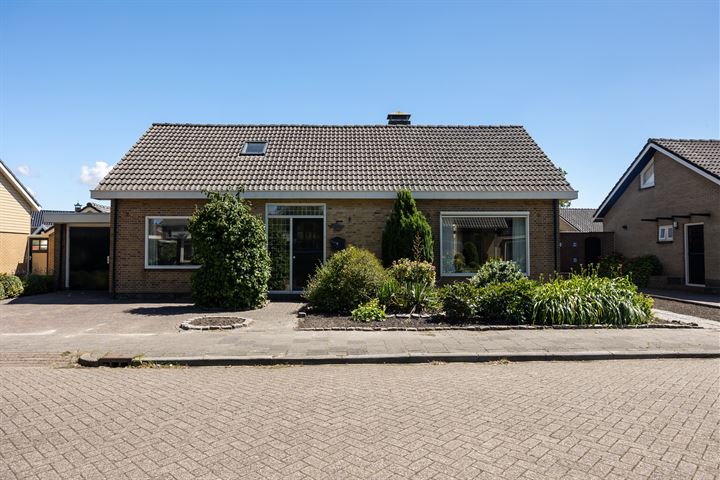 Slotweg 30 in Spanbroek foto