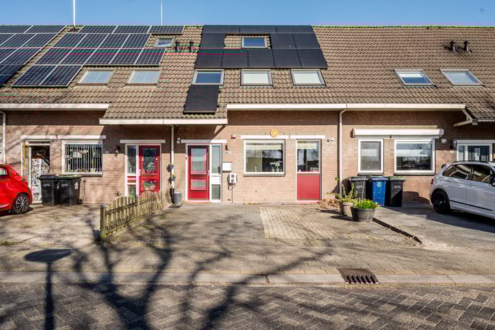 Slufterplantsoen 119 in Almere foto