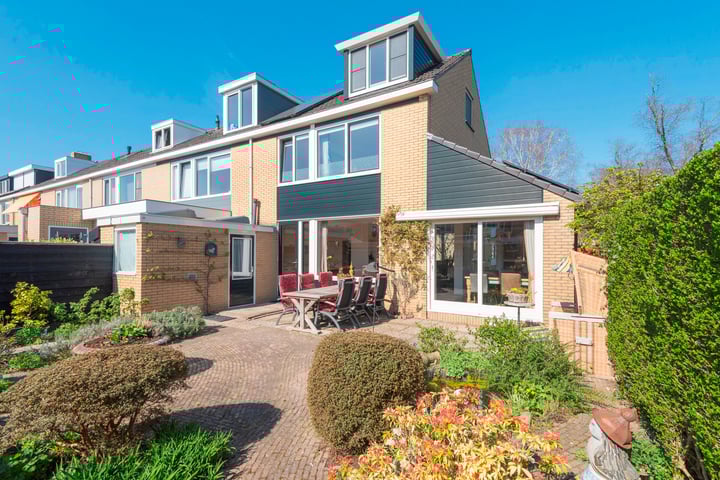 Sluijsweijdt 8 in Heiloo foto