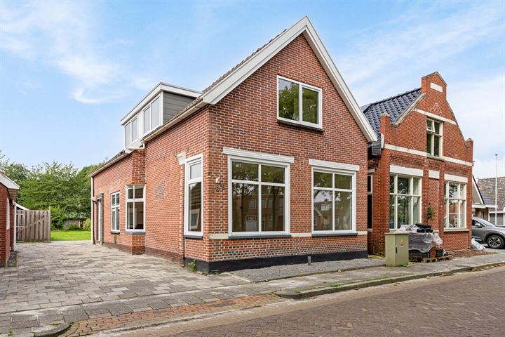 Sluiskade 105 in Musselkanaal foto