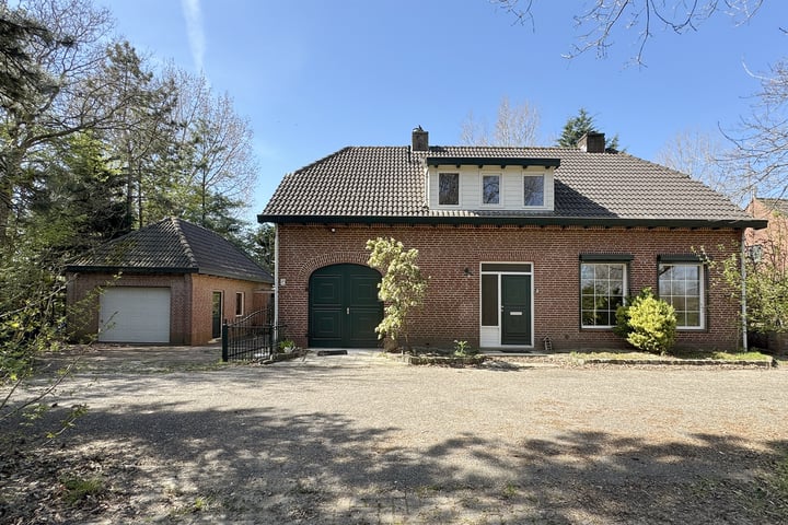 Sluissedijk 1 in Standdaarbuiten foto