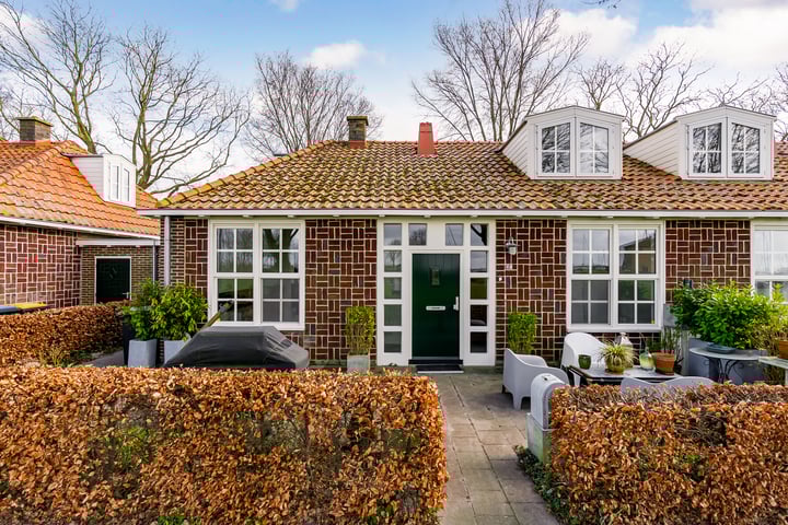 Sluisstraat 27 in Lelystad foto